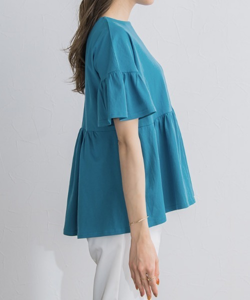 Pierrot（ピエロ）の「綿100％ ギャザーフリルスリーブTシャツ（Tシャツ/カットソー・レディース・ブラック/ライトグレー/ネイビー/オフホワイト/ブルー系その他/パープル系その他/グレイッシュベージュ/チャコール/ブラウン/オリーブ/ミント/イエロー系その他・M/L）」の17枚目の写真