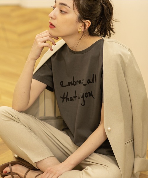 OPAQUE.CLIP(オペークドットクリップ)の「◆ロゴプリントTシャツ(Tシャツ/カットソー・レディース・チャコールグレー/ライトオレンジ系/ホワイト系/ベビーピンク・38/36/40)」の1枚目の写真