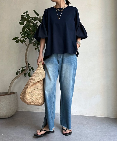 DouDou（ドゥドゥ）の「ライトオンス裾スリットデニム（デニムパンツ・レディース・スカイブルー/ブルー・36/38）」の3枚目の写真