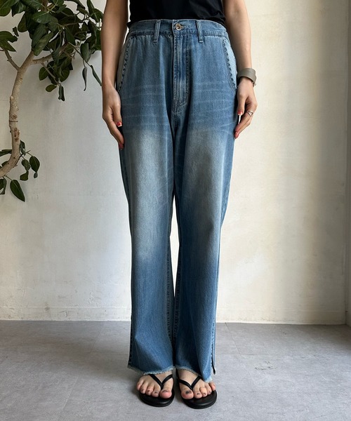 DouDou（ドゥドゥ）の「ライトオンス裾スリットデニム（デニムパンツ・レディース・スカイブルー/ブルー・36/38）」の21枚目の写真