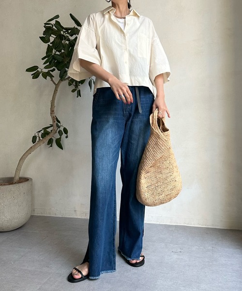 DouDou（ドゥドゥ）の「ライトオンス裾スリットデニム（デニムパンツ・レディース・スカイブルー/ブルー・36/38）」の14枚目の写真