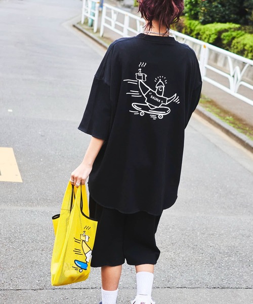 ADPOSION（アドポーション）の「（What it isNt）ART BY MARKGONZALES