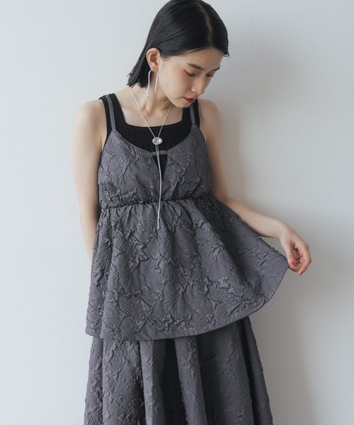 HARE(ハレ)の「フクレジャガードキャミビスチェ(HARE)(キャミソール・レディース・グレー/ブラック・FREE)」の8枚目の写真
