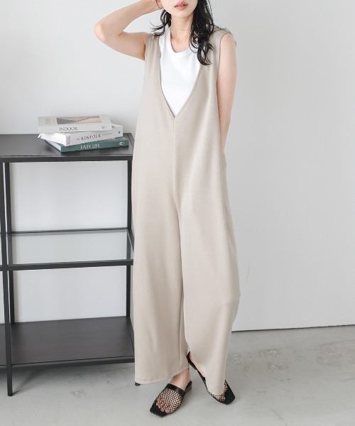 anukeホワイト Vネック オールインワン未使用 anuke SALE50%OFF