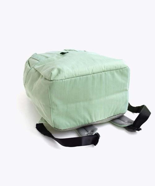 anello(アネロ)の「LAYER 2LAYERD BACKPACK(R)(バックパック/リュック・レディース・ブラック/オレンジ/モスグリーン/ベージュ・-)」の7枚目の写真