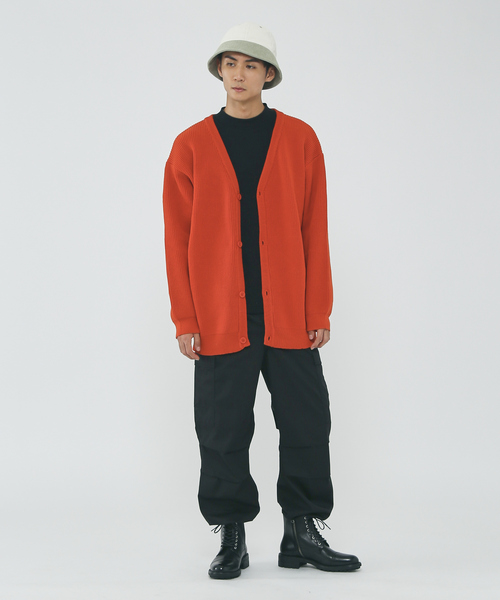 MYSELF ABAHOUSE（マイセルフアバハウス）の「ルーズシルエット ハイゲージ ポリ Vネック ニット カーディガン（カーディガン/ボレロ・メンズ・ブラック/ベージュ/オレンジ/ホワイト系その他/ブルー系その他・S/M/L/XL）」の19枚目の写真