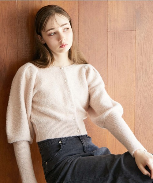 archives（アルシーヴ）の「トゥウィンクルフェザーパフスリニットカーディガン（ニット/セーター・レディース・ブルー/グレー/オフホワイト/ピンク・MEDIUM）」の17枚目の写真