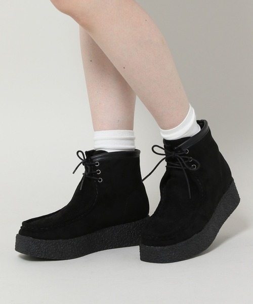 ALAND（エーランド）の「3.3 Field Trip／スエードシューズ / ブーツ（ブーツ・レディース・ブラック/ベージュ・SMALL/MEDIUM/LARGE）」の3枚目の写真