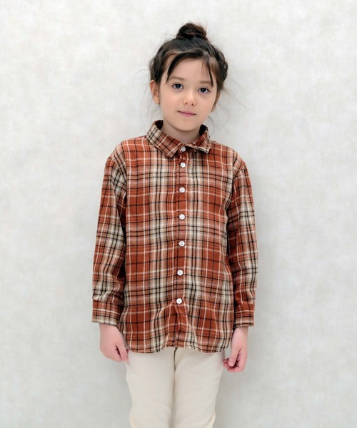 ZI-ON(ジーオン)の「ちょいオーパーサイズネルチェックシャツ(シャツ/ブラウス・キッズ・レッド系その他/グリーン/ホワイト×ブラック/ベージュ/ダークベージュ/レッド・150cm/130cm/120cm/140cm/160cm)」の3枚目の写真