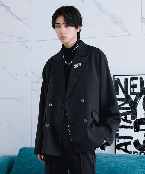 Ellno Loset（エルノロゼット）の「ローズ刺繍テーラードジャケット