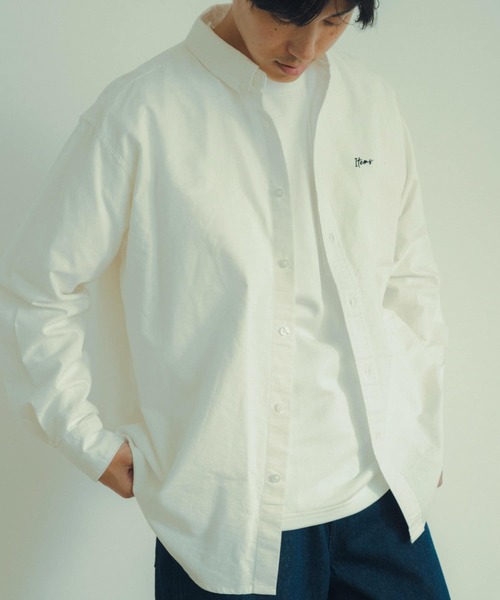 ITEMS URBANRESEARCH（アイテムズ アーバンリサーチ）の「ワンポイント刺繍 OXボタンダウンシャツ（シャツ/ブラウス・メンズ・オフホワイト/チャコールグレー/ブルー・MEDIUM/LARGE）」の6枚目の写真