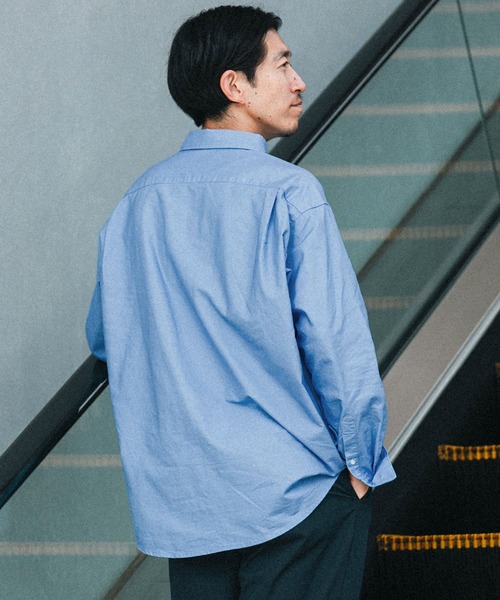 ITEMS URBANRESEARCH（アイテムズ アーバンリサーチ）の「ワンポイント刺繍 OXボタンダウンシャツ（シャツ/ブラウス・メンズ・オフホワイト/チャコールグレー/ブルー・MEDIUM/LARGE）」の12枚目の写真