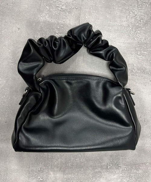 VICKY（ビッキー）の「【KOREAN ITEM】クシュクシュハンドショルダーバッグ（ハンドバッグ・レディース・ブラック/ベージュ・FREE）」の11枚目の写真
