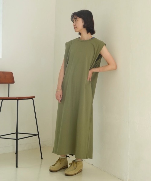 roial（ロイアル）の「ONE PIECE/ROIAL(ROIAL)ワンピース（ワンピース・レディース・ブラック/レッド/ブラウン/カーキ・MEDIUM/SMALL）」の3枚目の写真