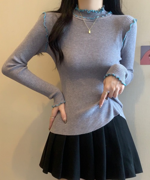 ECLIN(エクラン)の「配色メロウハイネックリブニットトップス(ニット/セーター・レディース・ブラック/グレー/アイボリー・FREE)」の3枚目の写真