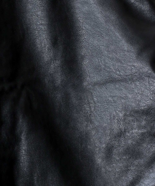 SITRY(シトリー)の「synthetic leather A-2 jacket/フェイクレザー オーバーサイズ A-2ジャケット フライトジャケット(ミリタリージャケット・メンズ・ブラック/ブラウン・M/L/S)」の11枚目の写真
