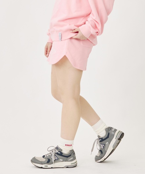 MILKFED.(ミルクフェド)の「DAILY SWEAT SHORTS(スウェットパンツ・レディース・ブラック/ライトピンク/オートミール/ライトグリーン・S/M)」の5枚目の写真