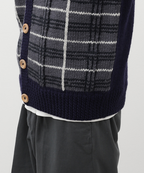 INVERALLAN（インバーアラン）の「【INVERALLAN / インバーアラン】HANDKNIT 54C（カーディガン/ボレロ・メンズ・ネイビー・40/42/44）」の11枚目の写真