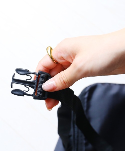 sankyo shokai(サンキョウショウカイ)の「トラベルポーチ 吊り下げ 圧縮4段式(トラベルグッズ・レディース・ブラック/ブルー/グレー/ベージュ・FREE)」の13枚目の写真