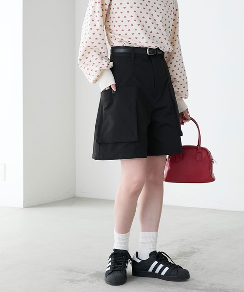 BONLECILL(ボンルシール)の「フロントポケットベイカーチノショートパンツ(カーゴパンツ・レディース・ブラック/アイボリー/カーキ/ベージュ・L/M)」の16枚目の写真