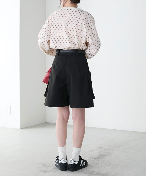 BONLECILL(ボンルシール)の「フロントポケットベイカーチノショートパンツ(カーゴパンツ・レディース・ブラック/アイボリー/カーキ/ベージュ・L/M)」の19枚目の写真