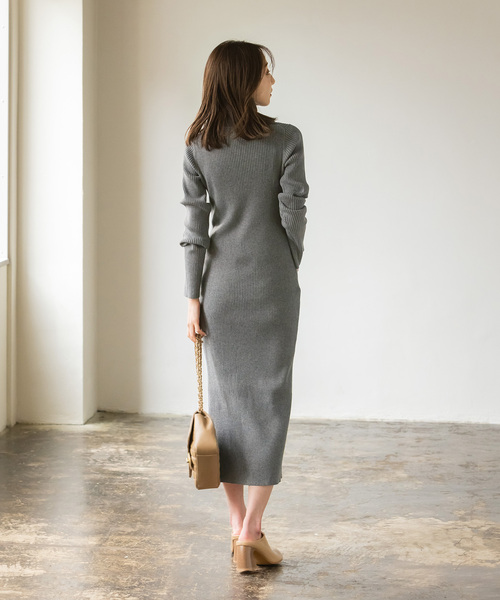Noble（ノーブル）の「《追加》ナロータイトスリットニットワンピース 2（ワンピース・レディース・ブラック/チャコールグレー・36/38）」の6枚目の写真