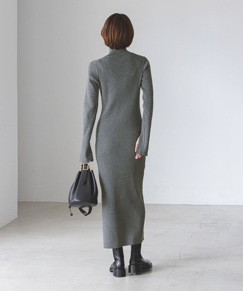 Noble（ノーブル）の「《追加》ナロータイトスリットニットワンピース 2（ワンピース・レディース・ブラック/チャコールグレー・36/38）」の10枚目の写真
