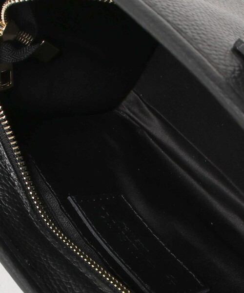 AULENTTI(オウレンティ)の「【AULENTTI/オーレンティ】レザースクエアトートバッグ(トートバッグ・レディース・ブラック・FREE)」の10枚目の写真