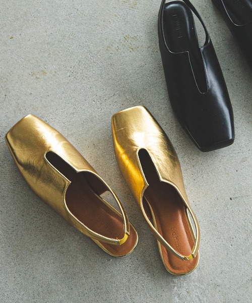 bohmal（ボマール）の「Ｖカットスクエアトゥフラットパンプス（パンプス・レディース・ゴールド/シルバー/ブラック・23.5cm/23.0cm/24.5cm/24.0cm）」の3枚目の写真