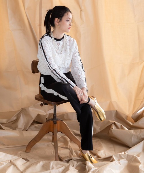 bohmal（ボマール）の「Ｖカットスクエアトゥフラットパンプス（パンプス・レディース・ゴールド/シルバー/ブラック・23.5cm/23.0cm/24.5cm/24.0cm）」の9枚目の写真