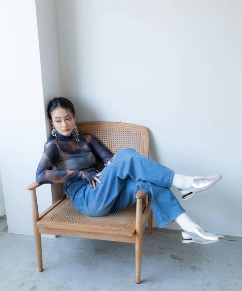 bohmal（ボマール）の「Ｖカットスクエアトゥフラットパンプス（パンプス・レディース・ゴールド/シルバー/ブラック・23.5cm/23.0cm/24.5cm/24.0cm）」の18枚目の写真