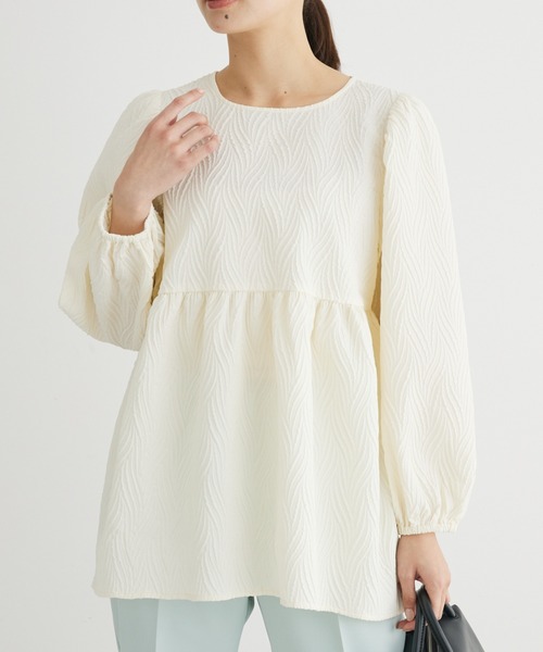 ELENCARE DUE（エレンカーレデュエ）の「・ELENCARE　DUE　フクレジャカードブラウス（シャツ/ブラウス・レディース・グレイッシュベージュ/アイボリー/ブラック/サックスブルー・FREE）」の2枚目の写真