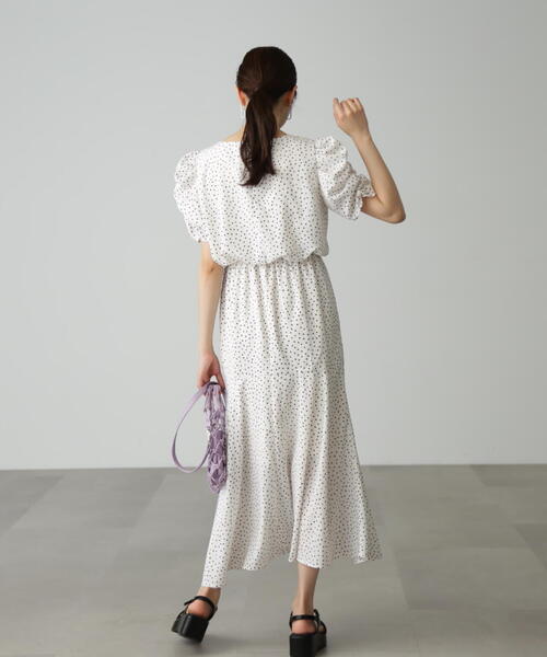 FREE'S MART（フリーズマート）の「◇【3サイズ展開XS-M】ボリュームスリーブマーメイドワンピ―ス【低身長サイズ有】（ワンピース・レディース・イエロー系その他/パープル系その他/ホワイト系その他/ブラック系その他・MEDIUM/SMALL/X-SMALL）」の18枚目の写真