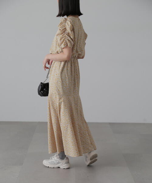 FREE'S MART（フリーズマート）の「◇【3サイズ展開XS-M】ボリュームスリーブマーメイドワンピ―ス【低身長サイズ有】（ワンピース・レディース・イエロー系その他/パープル系その他/ホワイト系その他/ブラック系その他・MEDIUM/SMALL/X-SMALL）」の9枚目の写真