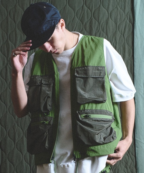 Universal Style Wear(ユニバーサルスタイルウェア)の「Universal Style Wear Tec ニュー シュウノウ ベスト(ベスト・メンズ・オリーブ/ライトベージュ/ブラック/ネイビー・X-LARGE/LARGE/MEDIUM)」の4枚目の写真