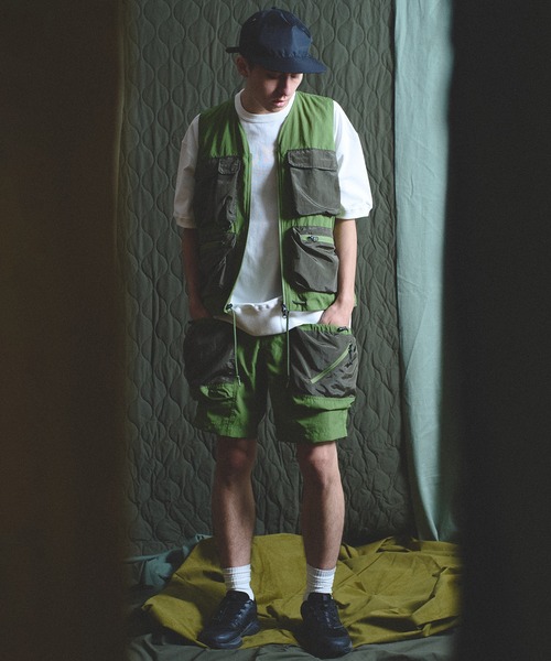 Universal Style Wear(ユニバーサルスタイルウェア)の「Universal Style Wear Tec ニュー シュウノウ ベスト(ベスト・メンズ・オリーブ/ライトベージュ/ブラック/ネイビー・X-LARGE/LARGE/MEDIUM)」の21枚目の写真