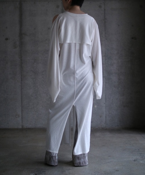 k3&co.(ケイスリーアンドコー)の「Multiple Ways Dress(ワンピース・レディース・チャコール/オフホワイト・ONE SIZE)」の6枚目の写真