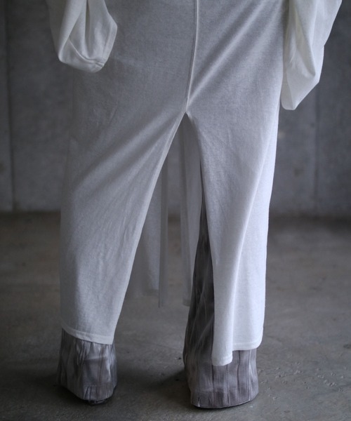k3&co.(ケイスリーアンドコー)の「Multiple Ways Dress(ワンピース・レディース・チャコール/オフホワイト・ONE SIZE)」の9枚目の写真