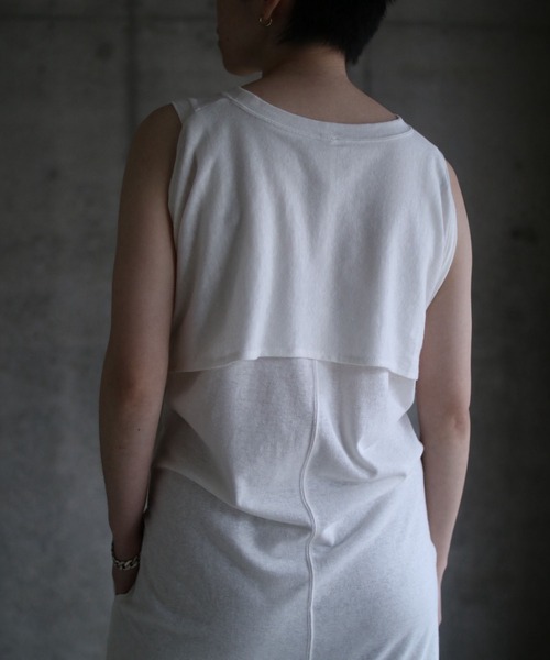 k3&co.(ケイスリーアンドコー)の「Multiple Ways Dress(ワンピース・レディース・チャコール/オフホワイト・ONE SIZE)」の16枚目の写真