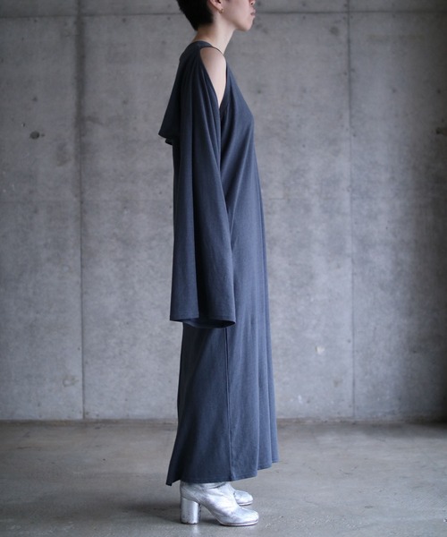k3&co.(ケイスリーアンドコー)の「Multiple Ways Dress(ワンピース・レディース・チャコール/オフホワイト・ONE SIZE)」の19枚目の写真