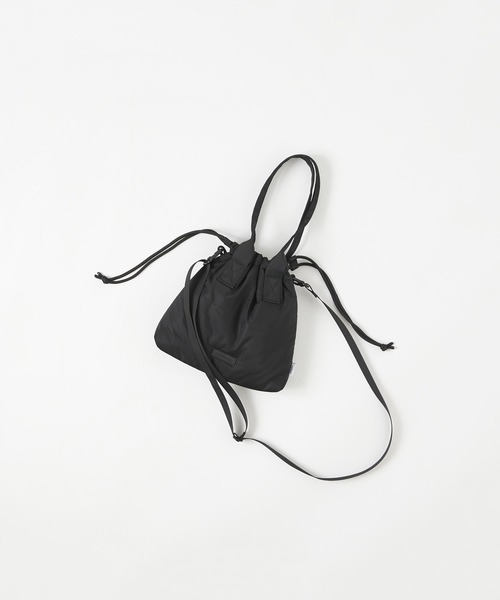 meltum(メルタム)の「【販売終了】SOFT SHELL SHOULDER POUCH / ソフトシェルショルダーポーチ(ショルダーバッグ・メンズ・ブラック/ネイビー/オリーブ・FREE)」の2枚目の写真