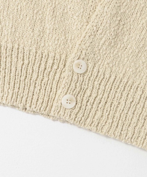 KBF（ケイビーエフ）の「ブークレニットベスト（ニット/セーター・レディース・ブラック/アイボリー/レッド・ONE）」の6枚目の写真