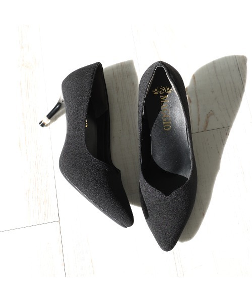 DEMETER(デメテル)の「7.5cm パールヒール☆ポインテッドトゥ ハートカットデザイン パンプス(パンプス・レディース・ネイビー/ベージュ/ブラック/ブラック系その他/シルバー・S/M/L/LL)」の8枚目の写真