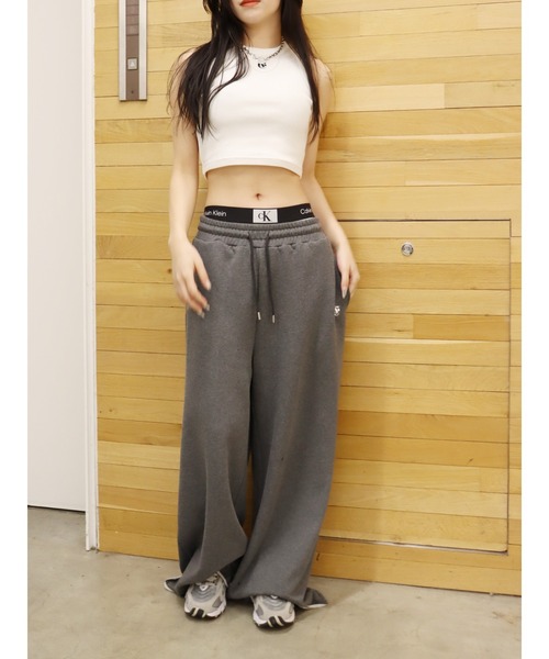 EVRIS（エヴリス）の「【ZOZO限定】ワンポイントアメスリタンクトップ（タンクトップ・レディース・ホワイト/ブラック/ピンク/ブルー・FREE）」の19枚目の写真