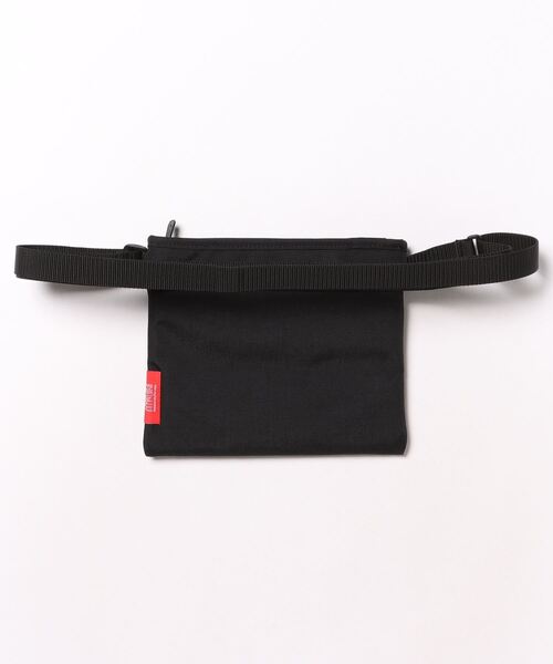 Manhattan Portage(マンハッタンポーテージ)の「Ithaca Shoulder Bag 3D Embroidery Neon(ショルダーバッグ・メンズ・ブラック・X-SMALL)」の12枚目の写真