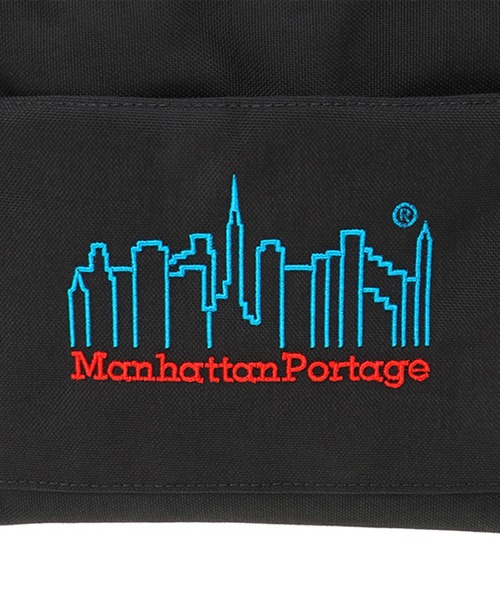 Manhattan Portage(マンハッタンポーテージ)の「Ithaca Shoulder Bag 3D Embroidery Neon(ショルダーバッグ・メンズ・ブラック・X-SMALL)」の10枚目の写真