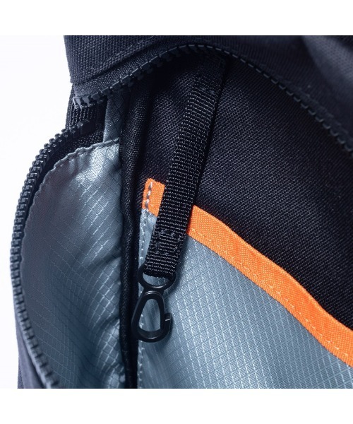 BEAMS DESIGN(ビームス デザイン)の「BEAMSDESIGN(ビームスデザイン)EVERYWHEREバックパック(バックパック/リュック・メンズ・ブラック/ネイビー/ブルーグリーン・FREE)」の21枚目の写真