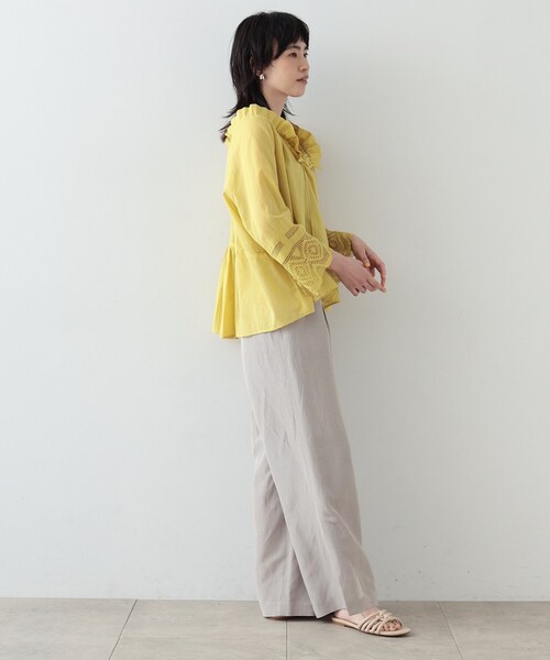 GALLEST（ギャレスト）の「◆ネックギャザーブラウス（シャツ/ブラウス・レディース・イエロー/ダークブラウン/ワインレッド・34/38）」の5枚目の写真