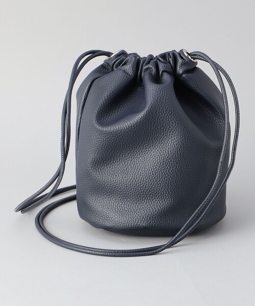 coen（コーエン）の「The gift shop（ザ・ギフト・ショップ）レザーライク巾着バッグ（ショルダーバッグ・メンズ・ネイビー/オフホワイト/シルバー/ブラック・FREE）」の6枚目の写真