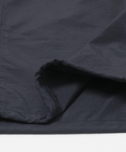 URBAN RESEARCH（アーバンリサーチ）の「『撥水』WASHER NYLON WIDE PANTS（その他パンツ・メンズ・ブラック/ネイビー・MEDIUM/LARGE）」の18枚目の写真